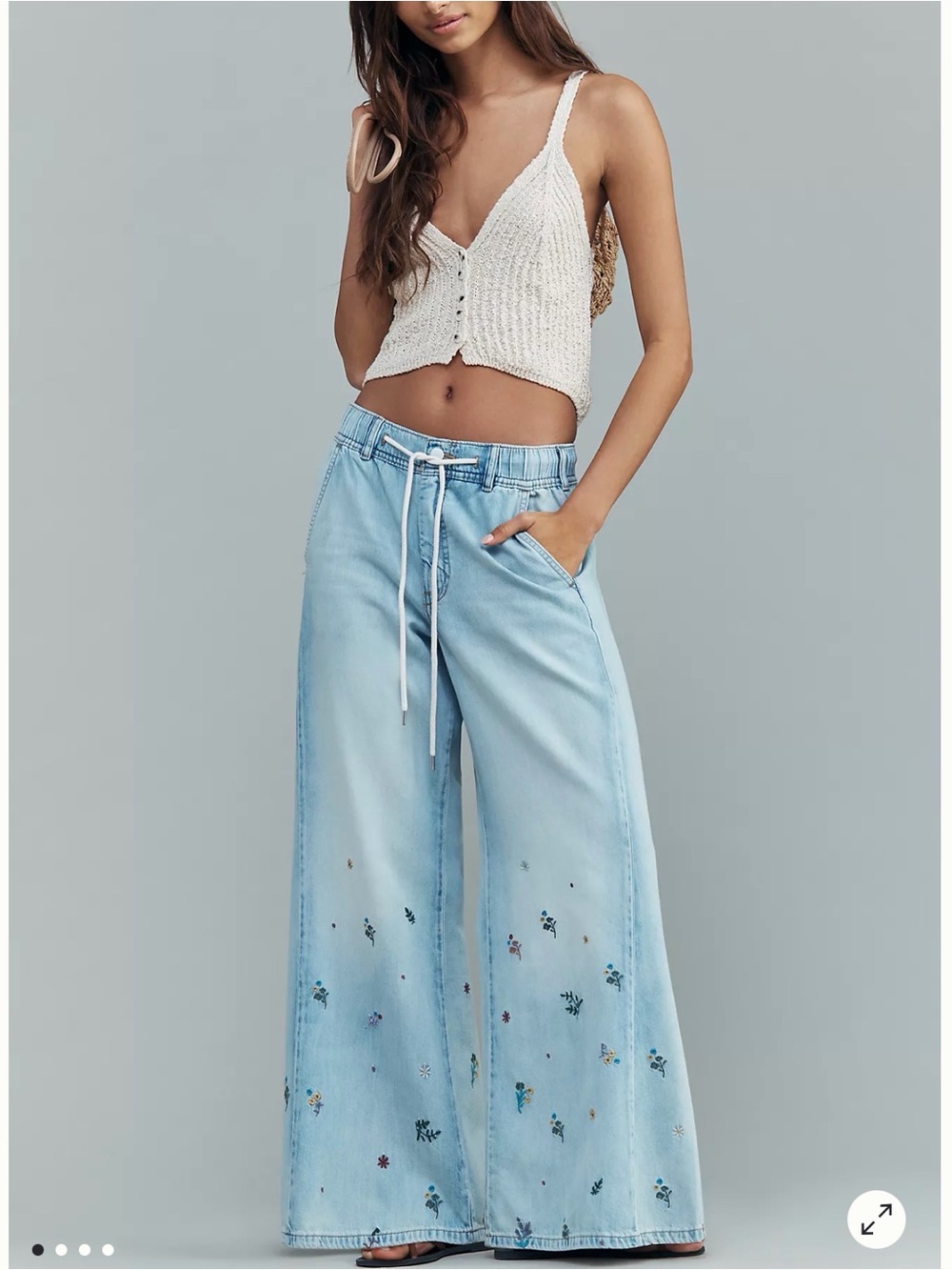 NWT Mid-Rise Flare Ditsy Jeans by Pilcro